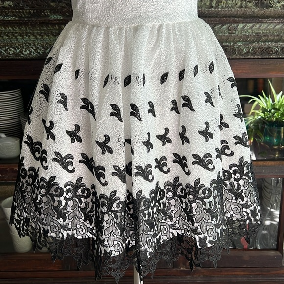 Bebe Formal Dress - Picture 3 of 12